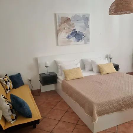 Anna Apartment